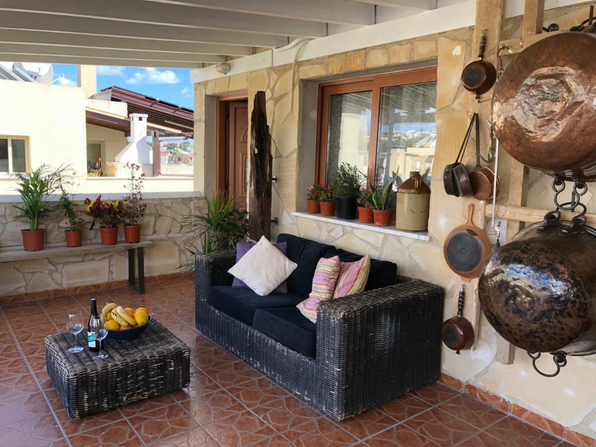 Mp Cozy Apartment Near The Sea Pafos Exterior foto